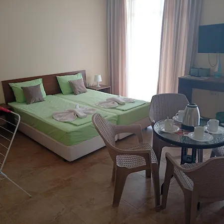 амон ра 2 Guest house 3*
